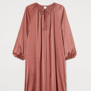 H&M Satin Long Sleeve Maxi Dress / Size L